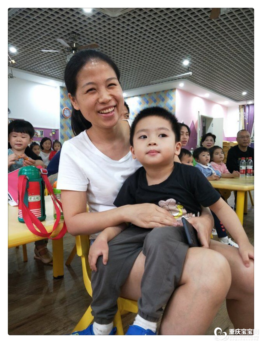 5、和妈妈在幼儿园渡过团圆中秋.jpg