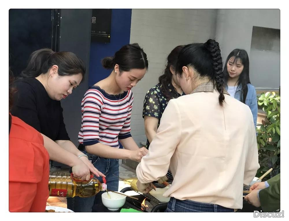 刷油3.jpg