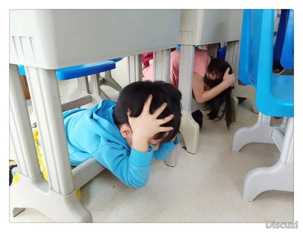 躲避4.jpg