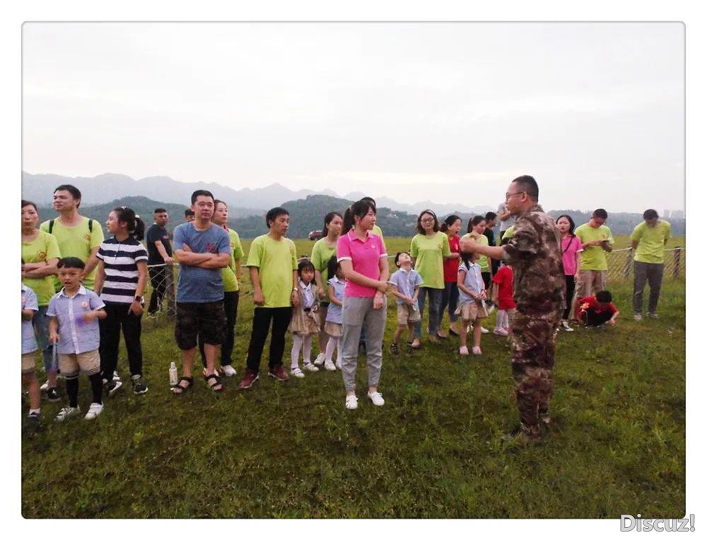 晚会1.jpg