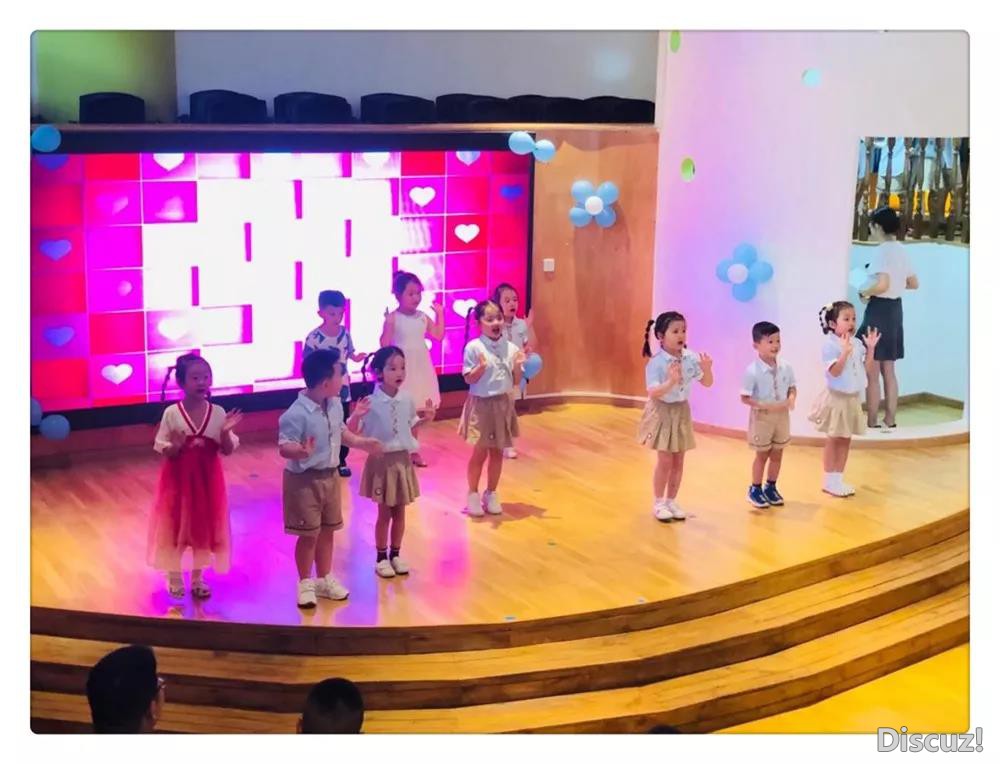 表演1.jpg