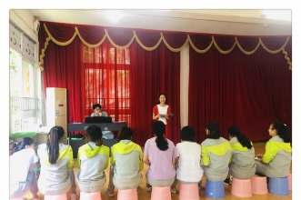 早慧富悦阳光园教师自弹自唱技能考核彰显幼师风采