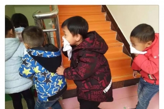 上朗思达特"安全教育及手工"活动 助力孩子健康成长