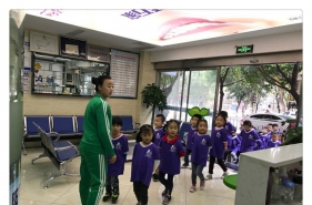 爱弥儿龙凤花园分园开展走进口腔诊所活动