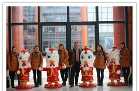 爱弥儿中昂星汇分园户外拓展训练彰显团队风采