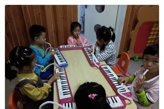 【上朗·新尚城幼儿园】口风琴特色艺术课程带孩子领略音乐的魅力
