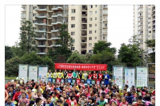 早慧华夏城园垃圾分类进校园，争做环保小天使
