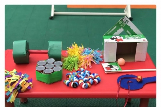 早慧江北园保育员自制幼儿玩教具比赛 创意无限
