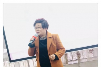 【幸福爱弥儿·成长每一天】爱弥儿教育集团举行教师专题培训启航新学期