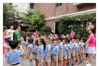早慧江北园的孩子们参观小学初体验，幼小衔接零距离！