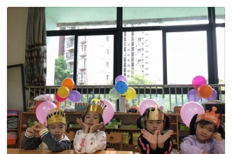 爱弥儿重庆大学分园"同生日·共欢乐"十月生日同乐会 温馨满满！