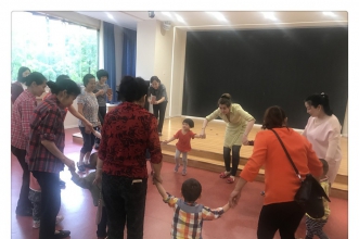 【上朗·天宫花城AIE国际幼儿园】迎来新生体验课，亲子游戏乐趣多
