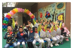 早慧富悦阳光园冬季趣味运动会开幕啦！