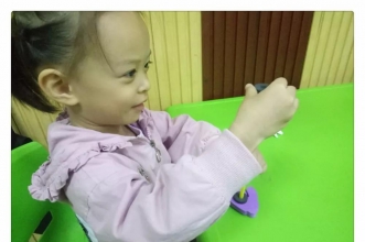 【上朗·小白兔幼儿园】迎来趣味科学课堂深受宝贝们喜爱