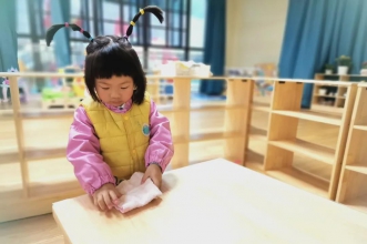 萌娃在行动&#8226;乐享劳动日——上朗华慧幼儿园“劳动日”纪实