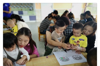 爱弥儿乐置尚城分园喜迎“花好月圆·中秋情浓  ”庆典活动