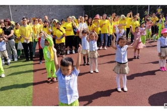 早慧松龙园孩子们走进小学感悟成长憧憬未来