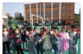 【上朗·新尚城幼儿园】孩子们参观小学初体验，幼小衔接零距离