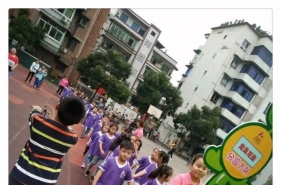 爱弥儿龙凤花园分园的孩子们"走进小学·幼小衔接"活动乐趣多