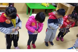 上朗小白兔11月幼儿自理能力大赛人人都是自理小达人！