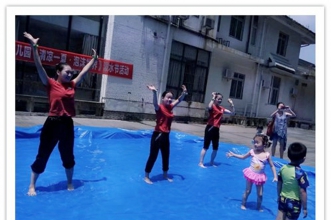 【上朗·海棠AIE国际幼儿园】第二届"清凉一夏·泡沫世界"酷炫登场！