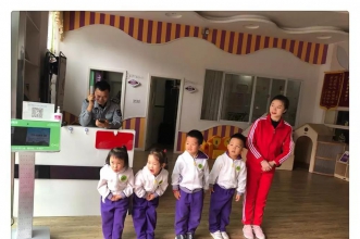 爱弥儿龙汇苑分园"家园合育·共促成长"第三届家长委员会成立啦！