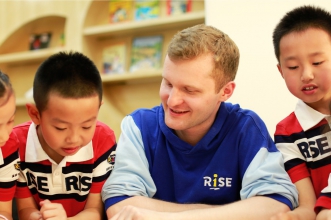 瑞思学科英语：详解浸入式幼儿英语教学方法